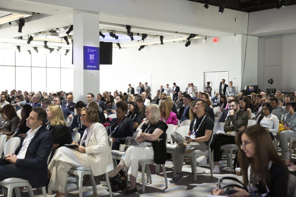 crowd at Skift Global Forum