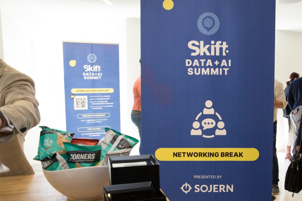 Partner branding at Skift Live events